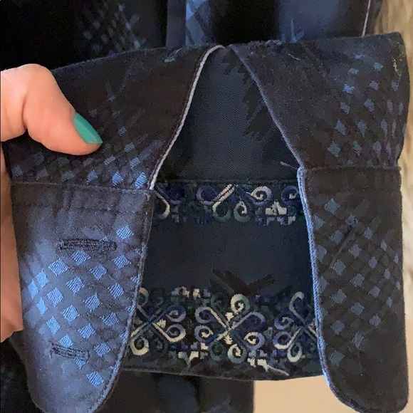 Robert Graham Shirt - Picture 3 of 7